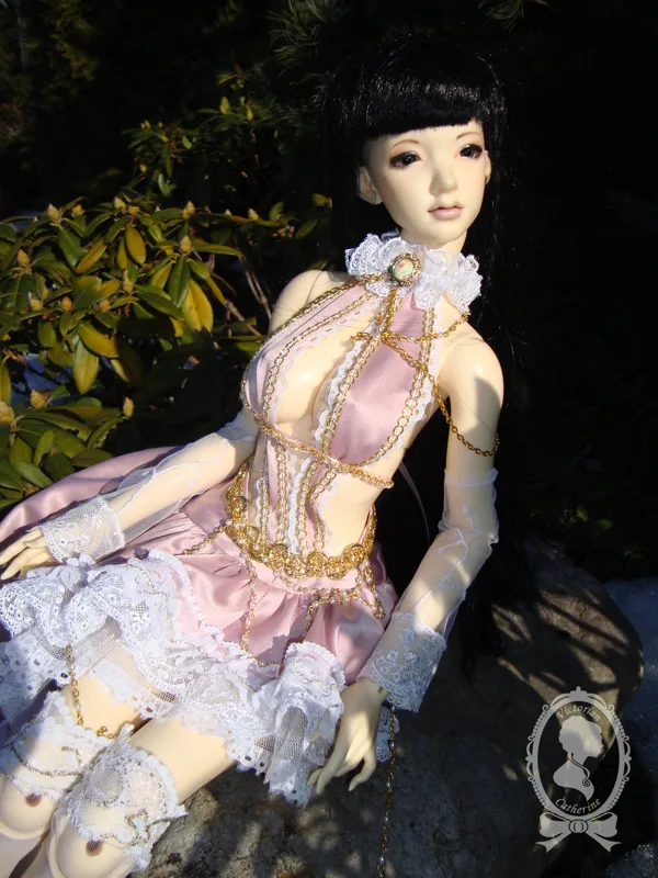 Replika BJD šaty Chloe 65